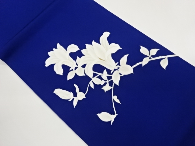 Nagoya obi with Shise gold-embossed magnolia pattern (framed tailoring)